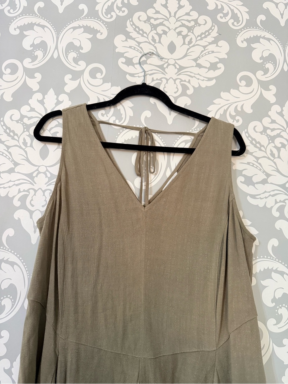 • Penningtons V-Neck Olive Linen Blend Sleeveless Dress - Picture 3 of 5